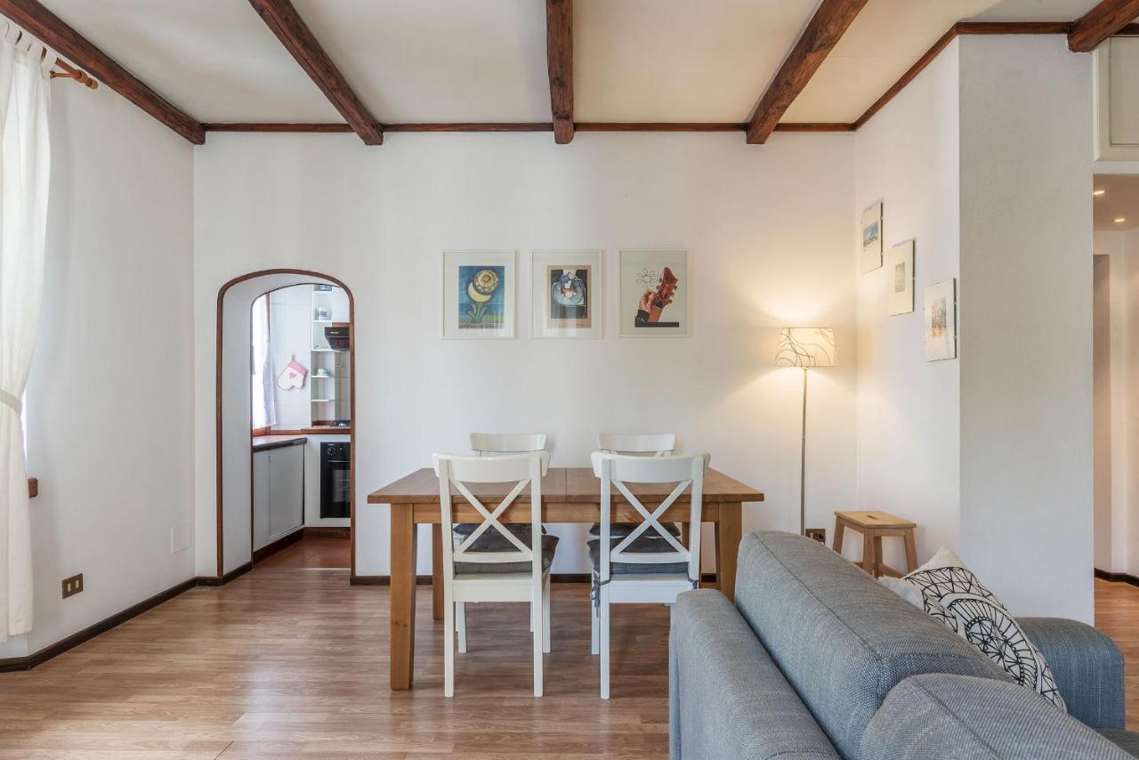 Colosseo Modern Apartment Рим Екстериор снимка