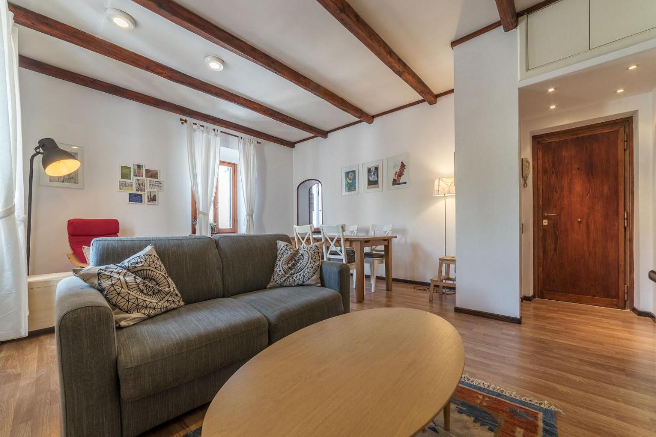 Colosseo Modern Apartment Рим Екстериор снимка