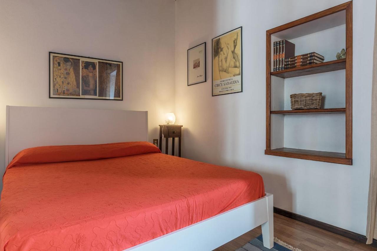 Colosseo Modern Apartment Рим Екстериор снимка